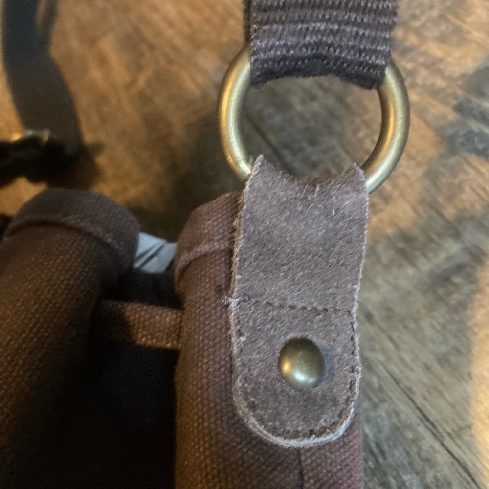 New American Eagle Satchel - Picture 5 of 8